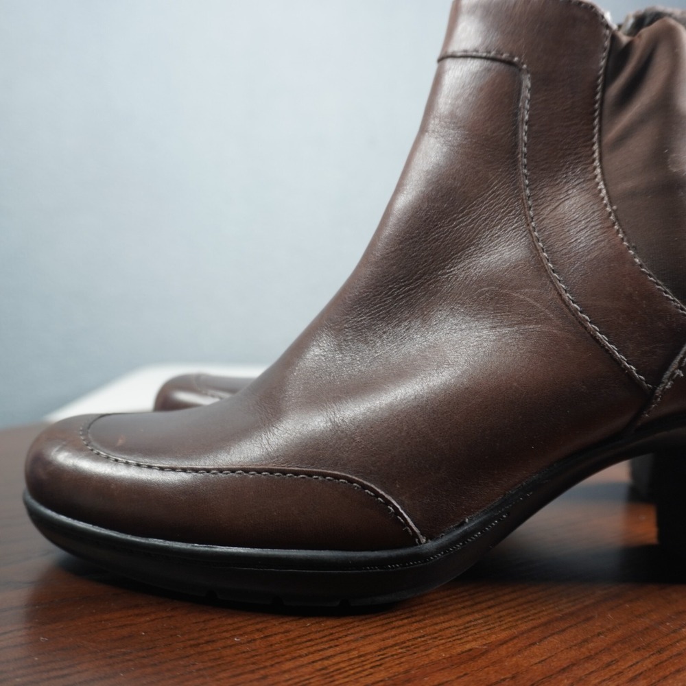 Clarks Bendables Womens 9M Brown Leather Ankle Boots Side Zip Lined Comfort Heel - Picture 8 of 15